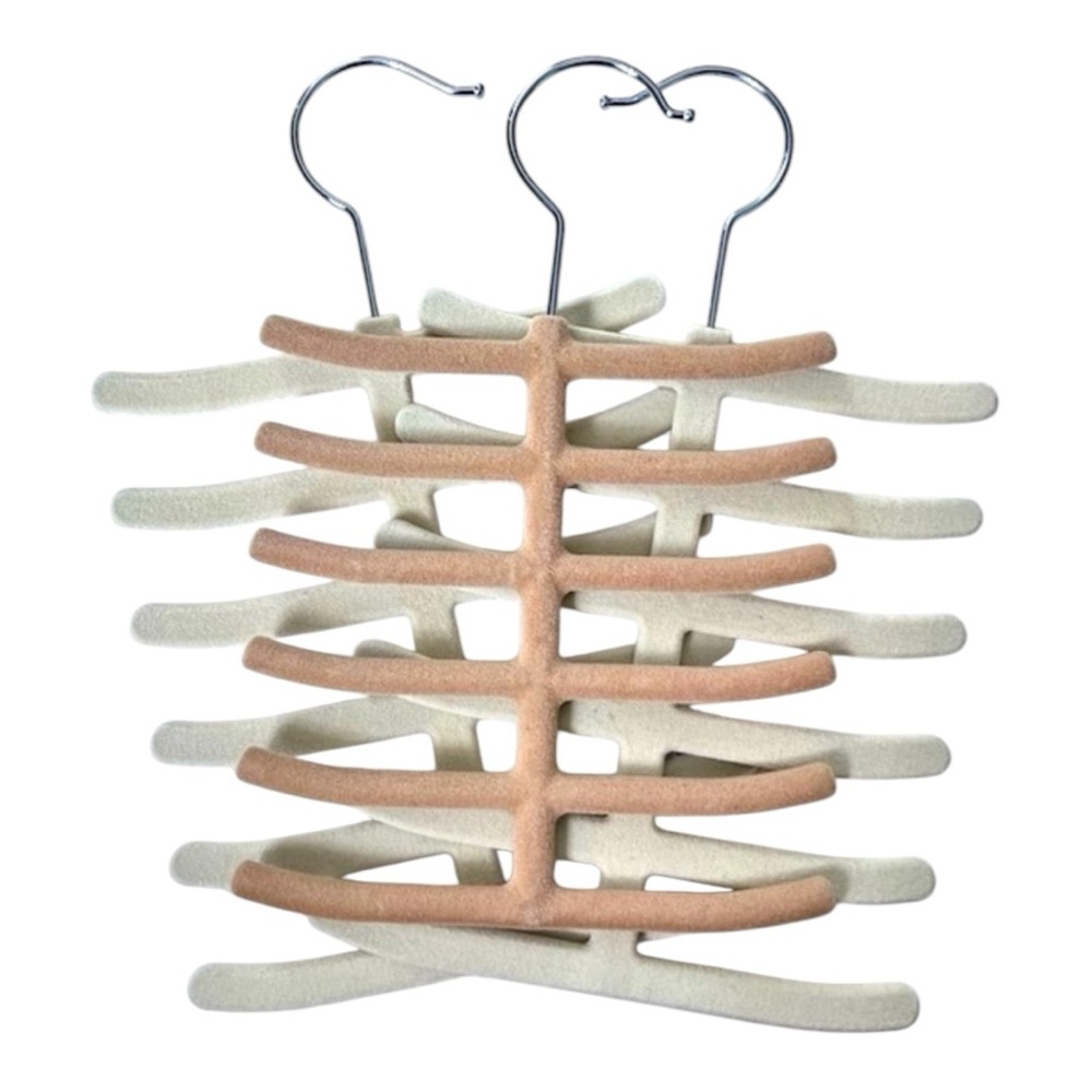 NWOT Set of 3 Necktie Belt Scarf Cream Tan Tiered Velvet Accessory Hangers